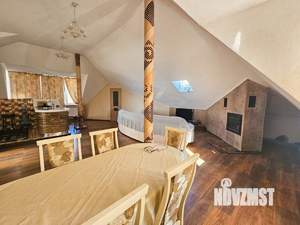 Дом 299м², 3-этажный, участок 4 сот.