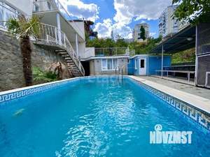 Дом 532м², 3-этажный, участок 10 сот.