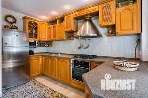 Таунхаус 173м², 3-этажный, участок 1 сот.