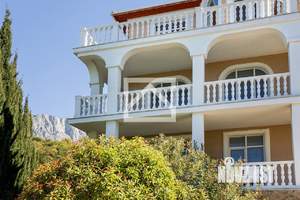 Дом 491м², 4-этажный, участок 10 сот.