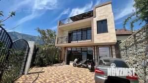 Дом 222м², 3-этажный, участок 2 сот.