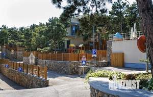 Коттедж 368м², 3-этажный, участок 6 сот.