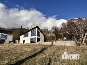 Дом 121м², 2-этажный, участок 4 сот.