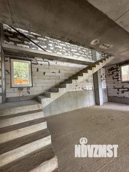 Коттедж 368м², 3-этажный, участок 6 сот.