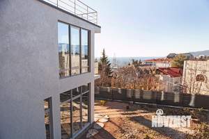 Дом 320м², 2-этажный, участок 8 сот.