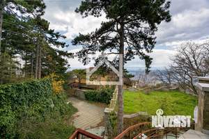 Дом 800м², 4-этажный, участок 12 сот.