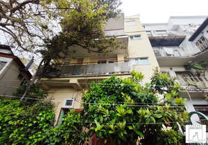 Дом 242м², 4-этажный, участок 1 сот.