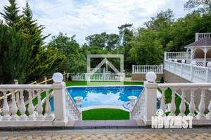 Дом 450м², 4-этажный, участок 12 сот.