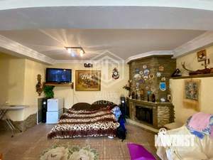 Дом 590м², 3-этажный, участок 9 сот.