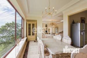 Дом 310м², 3-этажный, участок 1 сот.