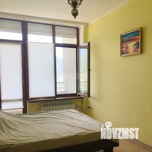 Таунхаус 240м², 3-этажный, участок 3 сот.