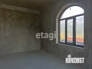 Дом 206м², 2-этажный, участок 4 сот.