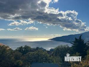 Дом 300м², 3-этажный, участок 6 сот.