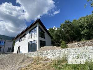 Дом 122м², 2-этажный, участок 4 сот.