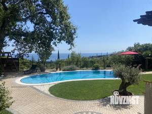 Дом 750м², 4-этажный, участок 10 сот.