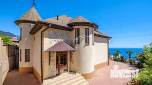 Коттедж 203м², 2-этажный, участок 6 сот.