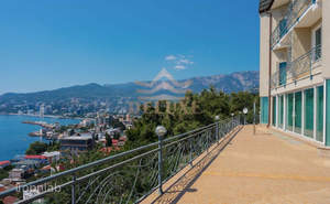 Дом 1500м², 5-этажный, участок 41 сот.