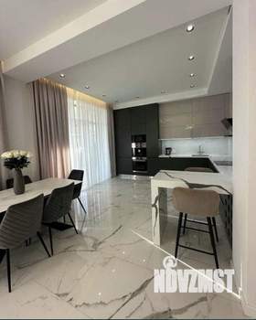 Дом 340м², 3-этажный, участок 12 сот.