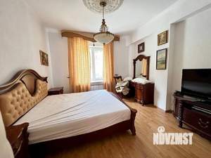 Дом 400м², 2-этажный, участок 20 сот.
