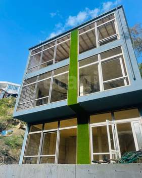 Дом 184м², 2-этажный, участок 3 сот.