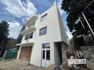 Дом 300м², 3-этажный, участок 6 сот.