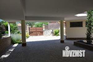 Дом 510м², 3-этажный, участок 11 сот.