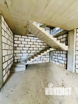 Дом 200м², 3-этажный, участок 3 сот.