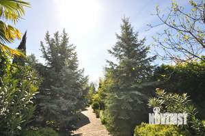 Дом 178м², 2-этажный, участок 17 сот.