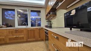 Таунхаус 175м², 3-этажный, участок 1 сот.