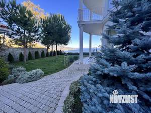 Дом 285м², 2-этажный, участок 10 сот.