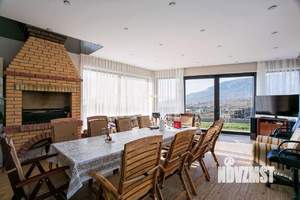 Дом 2150м², 5-этажный, участок 36 сот.