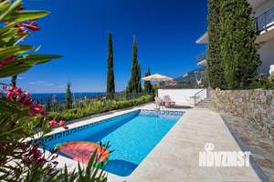 Дом 450м², 2-этажный, участок 15 сот.