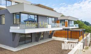 Дом 156м², 2-этажный, участок 3 сот.