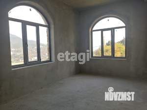 Дом 206м², 2-этажный, участок 4 сот.