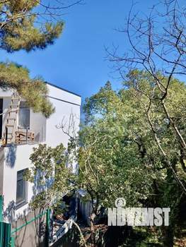 Дом 180м², 3-этажный, участок 5 сот.