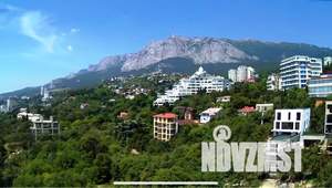 Коттедж 240м², 3-этажный, участок 3 сот.