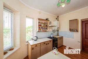 Дом 193м², 2-этажный, участок 4 сот.