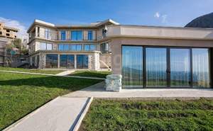 Дом 2150м², 5-этажный, участок 36 сот.