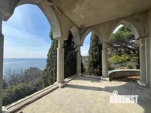 Дом 600м², 2-этажный, участок 20 сот.