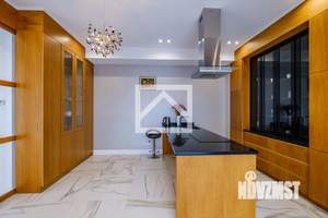 Коттедж 1137м², 4-этажный, участок 36 сот.