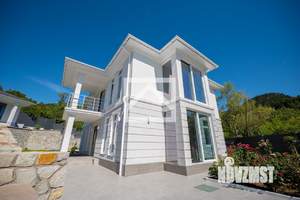 Дом 238м², 2-этажный, участок 7 сот.