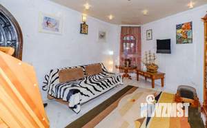 Дом 267м², 3-этажный, участок 35 сот.