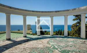 Дом 1157м², 3-этажный, участок 20 сот.