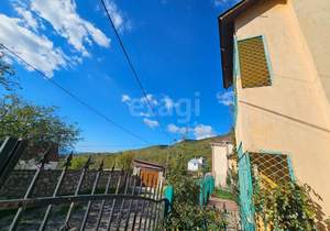 Дом 300м², 3-этажный, участок 4 сот.