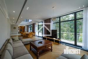 Коттедж 1137м², 4-этажный, участок 36 сот.