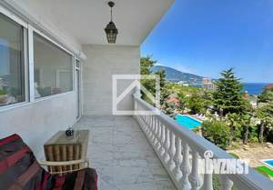 Дом 630м², 3-этажный, участок 10 сот.