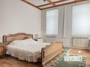 Дом 325м², 3-этажный, участок 15 сот.