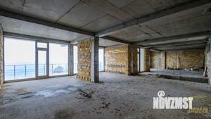 Дом 639м², 4-этажный, участок 10 сот.