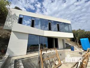 Дом 437м², 2-этажный, участок 10 сот.