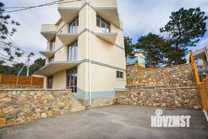 Дом 329м², 4-этажный, участок 5 сот.